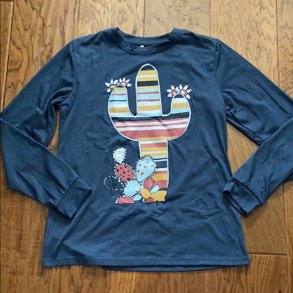 Long sleeve cactus tee
